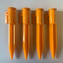 HIGHLANDER kol�ky stanov� s LED svetlom, 4 ks